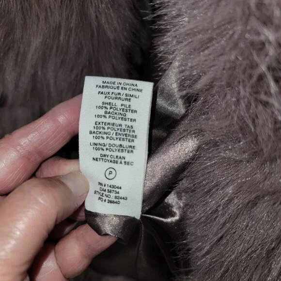 Avec Les Filles Faux Fur Vest, Portobello, Size Medium, Oversized - Picture 7 of 8